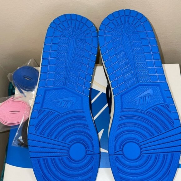 Air Jordan 1 Low OG SP Fragment - Picture 6 of 13